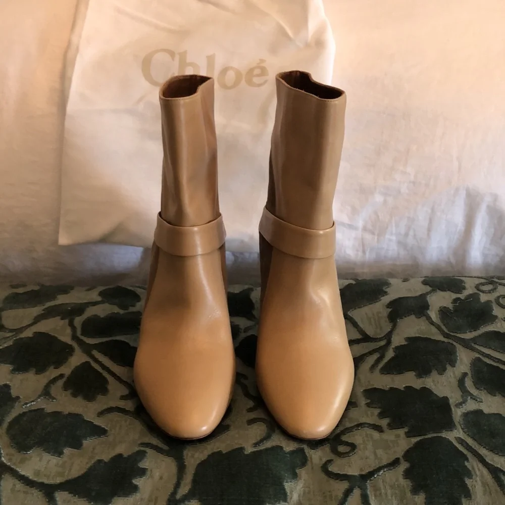 Chloe Boots New without box, size 39 - Picture 2 of 8